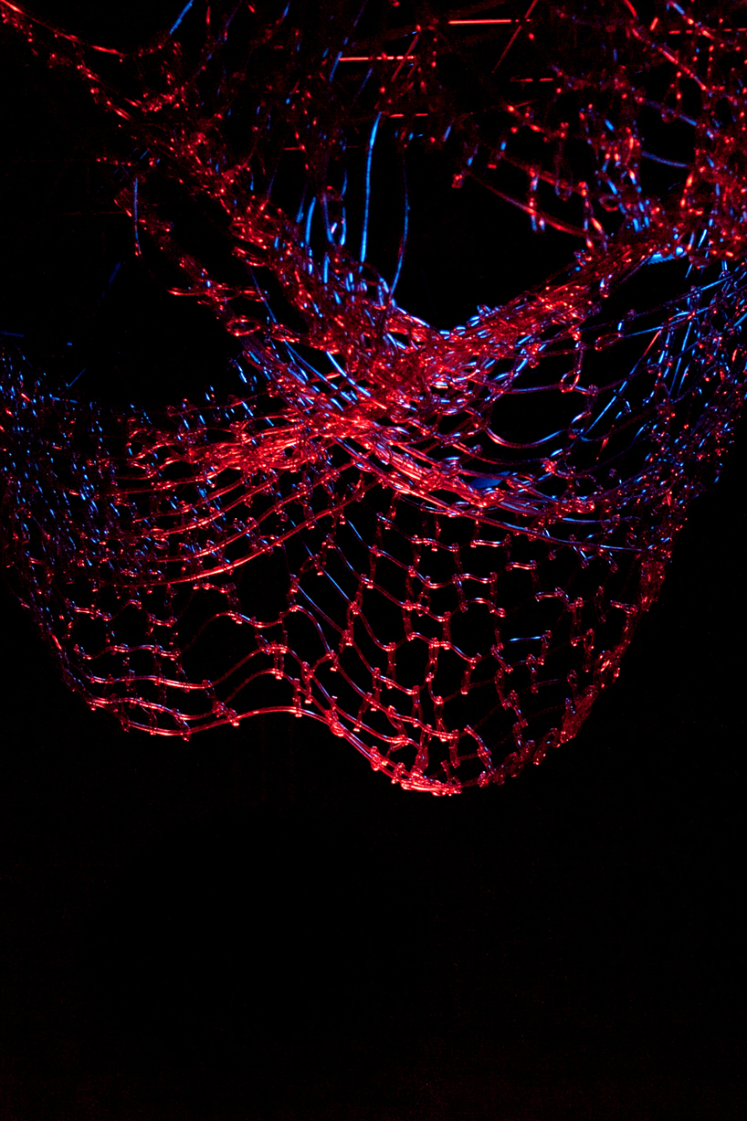 andreia garcia: earth wire set design