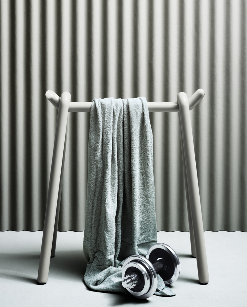 studio klass: balloon valet stand