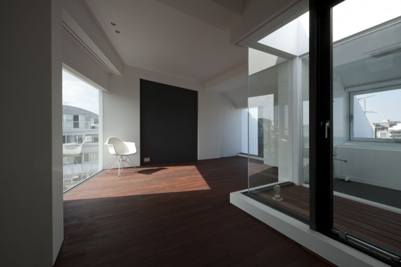 naoki sawaguchi / 44tune: keyaki apartment