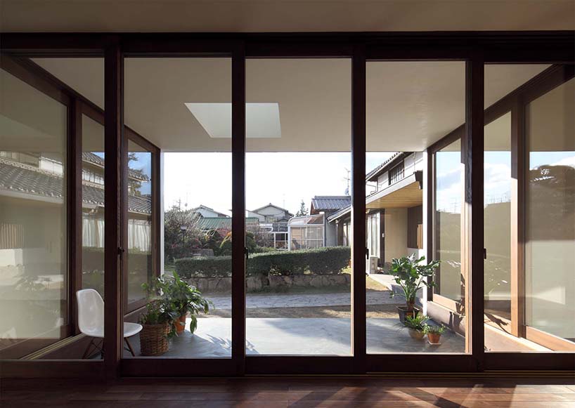 TT architects: sunset villa