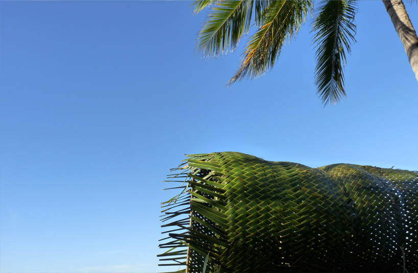 iv&aacute;n ju&aacute;rez: lightweave palm observatory