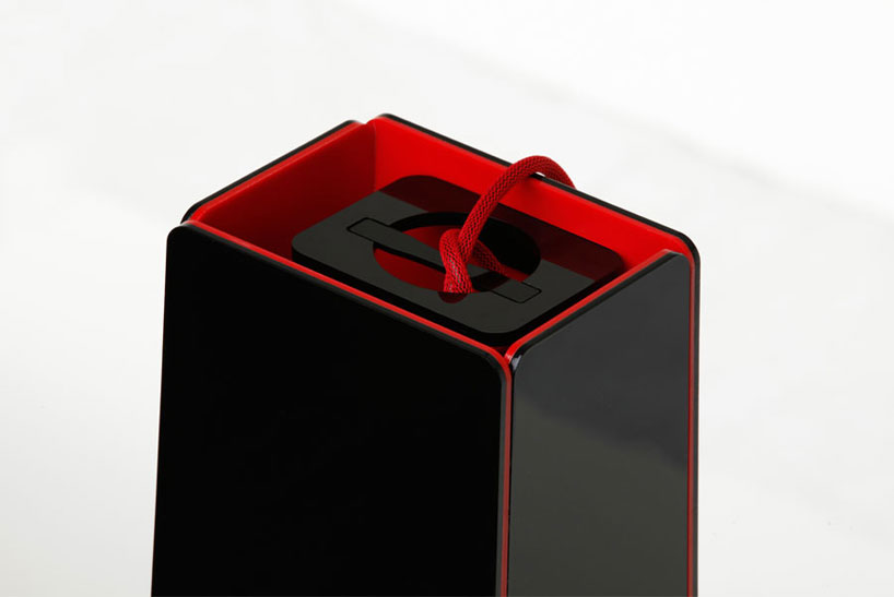 lum design: lamp pernas by winner farias
