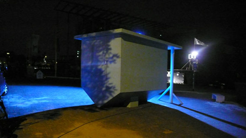 the blue house by odrada burghoorn