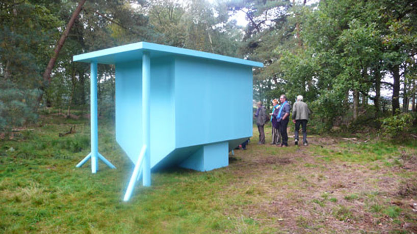 the blue house by odrada burghoorn