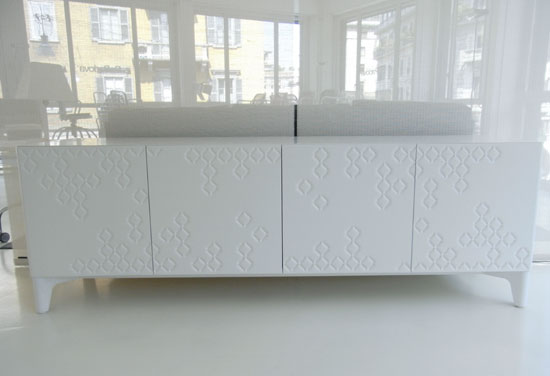 patricia urquiola : 'lavenham' series and 'shantis' for de padova at milan design week 09