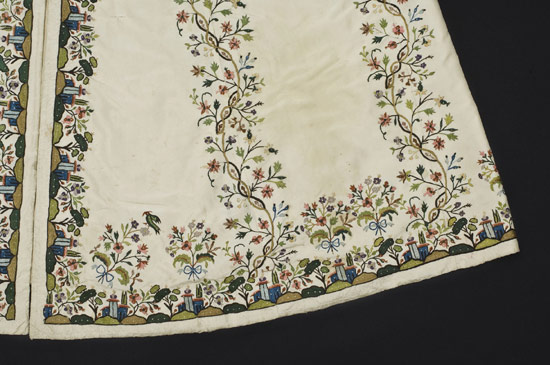 'fabled fabrics' exhibition at MAK vienna, austria