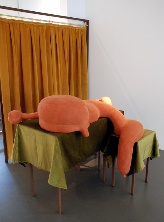 'handpicked' exhibition at locuslux gallery, belgium