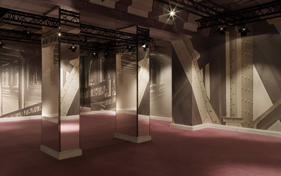 prada contemporary store in paris