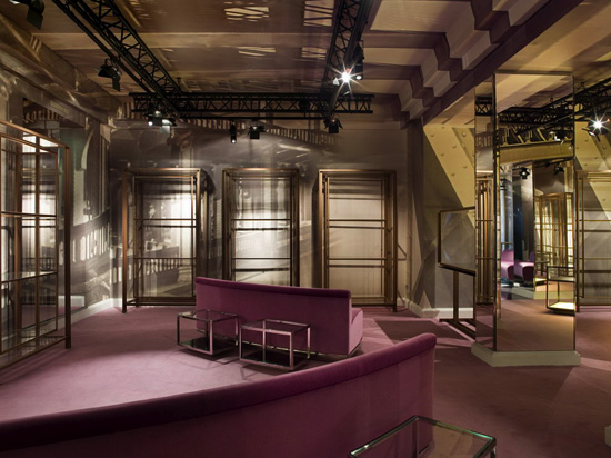 prada contemporary store in paris