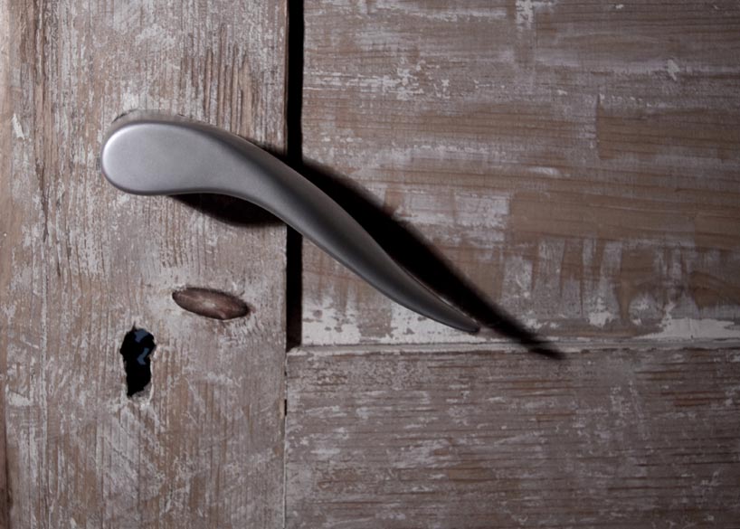 Elbow door handle