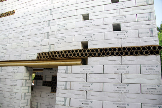 venice architecture biennale 08: 'paper brick house' in the chinese pavilion