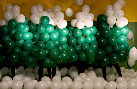 balloon installation series by sinem erkas and rose clark