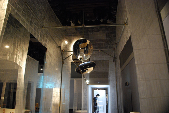 tokyo design week 08: fly pitcher