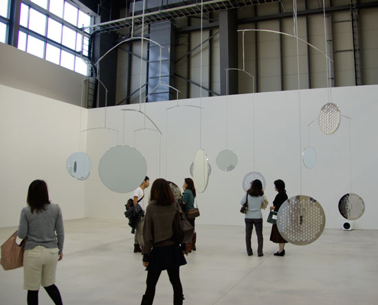 yokohama triennale 08: time crevasse