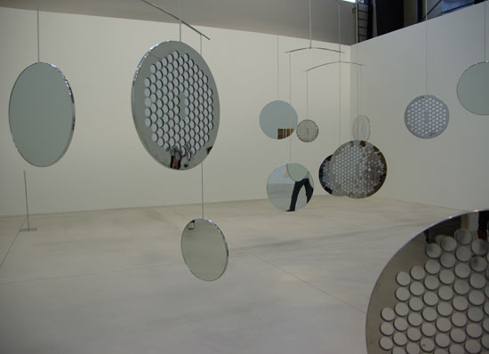 yokohama triennale 08: time crevasse