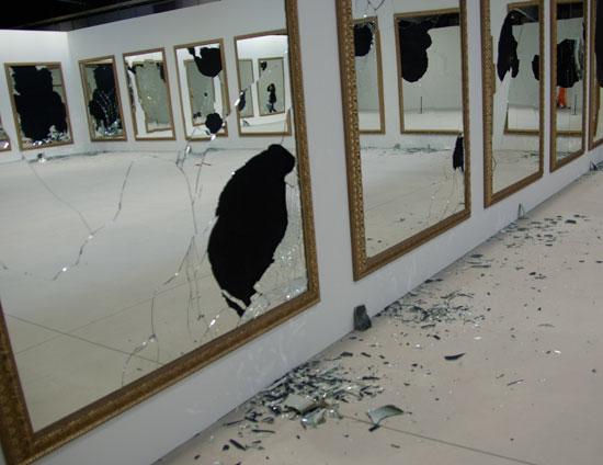 yokohama triennale 08: time crevasse