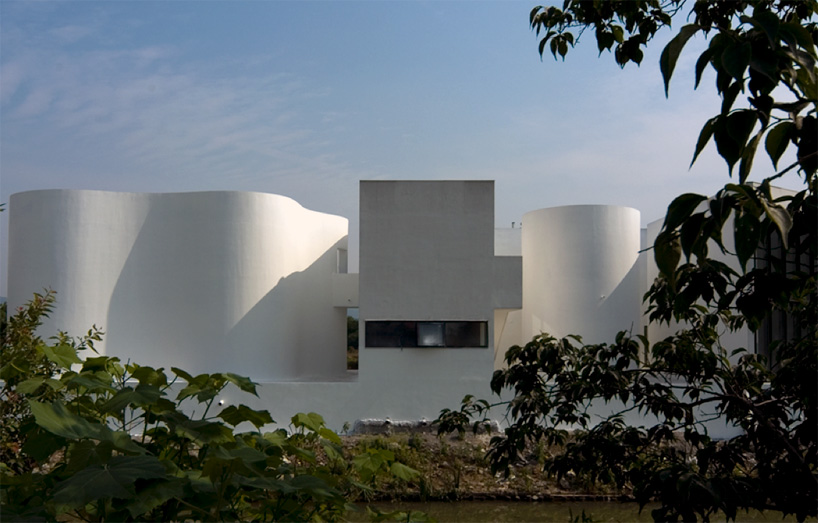 MAD architects + urbanus + liu jiakun + wang yun + zhu pei on contemporary chinese architecture