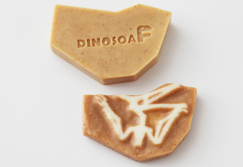 25togo: dinosoap