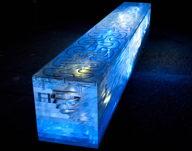 Veev: Self-heating eel bench at the seat, San Francisco