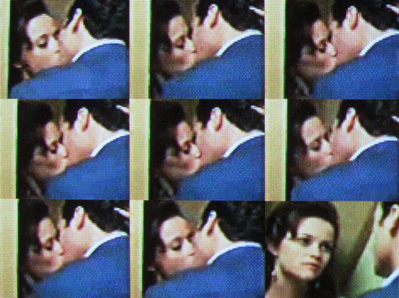 rafael lozano hemmer: make out digital installation