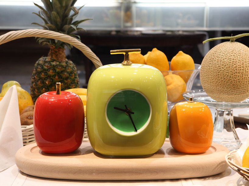 https://static.designboom.com/weblog/images/images_2/andrea/hisakazu_shimizu/watermelonclock03.jpg