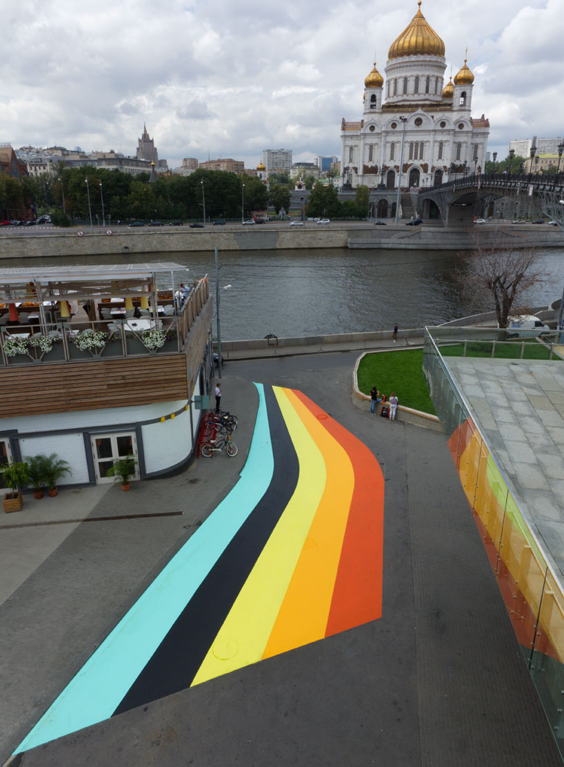 lang/baumann paint bistro 16 installation at strelka bar in moscow