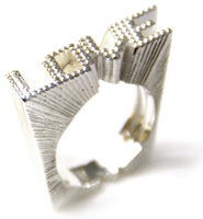 designboom shop: love ring by chutapat wittaya of pilantha