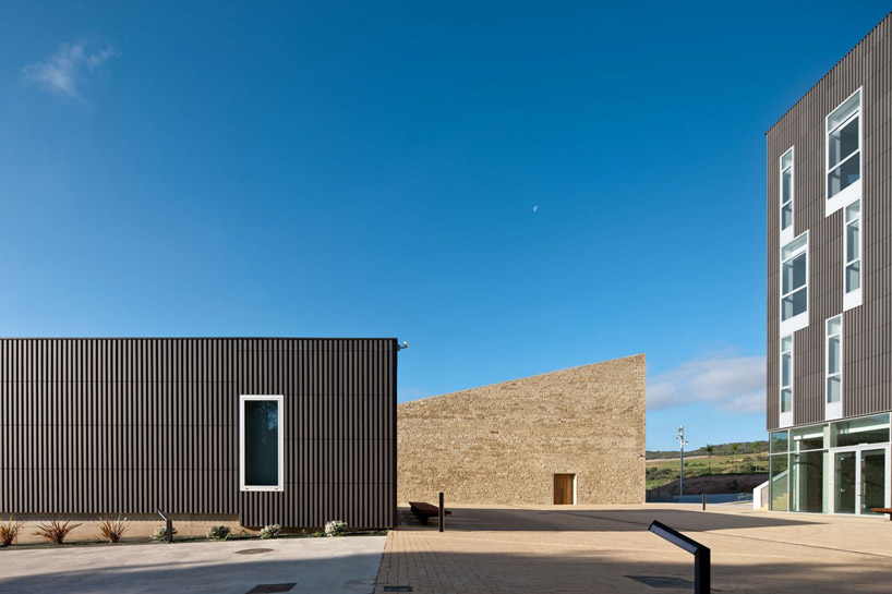 virai arquitectos: institutional winery la grajera