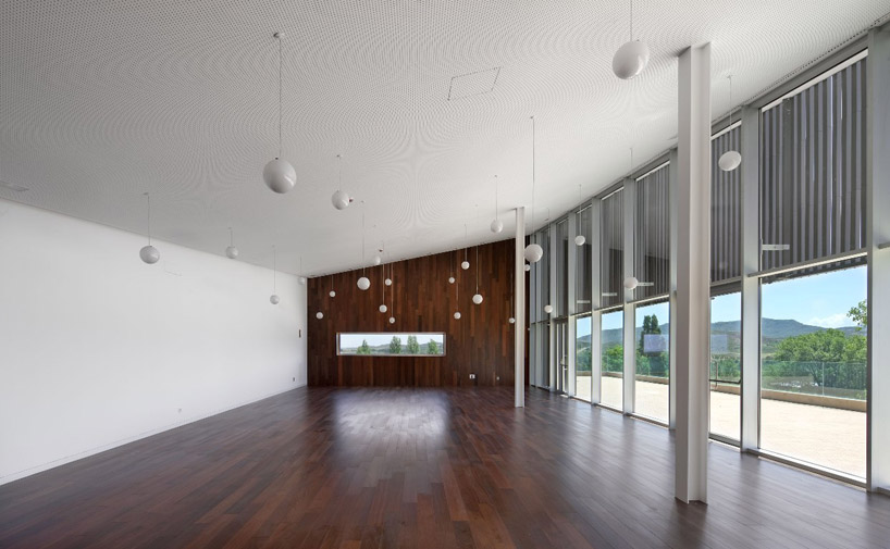 virai arquitectos: institutional winery la grajera