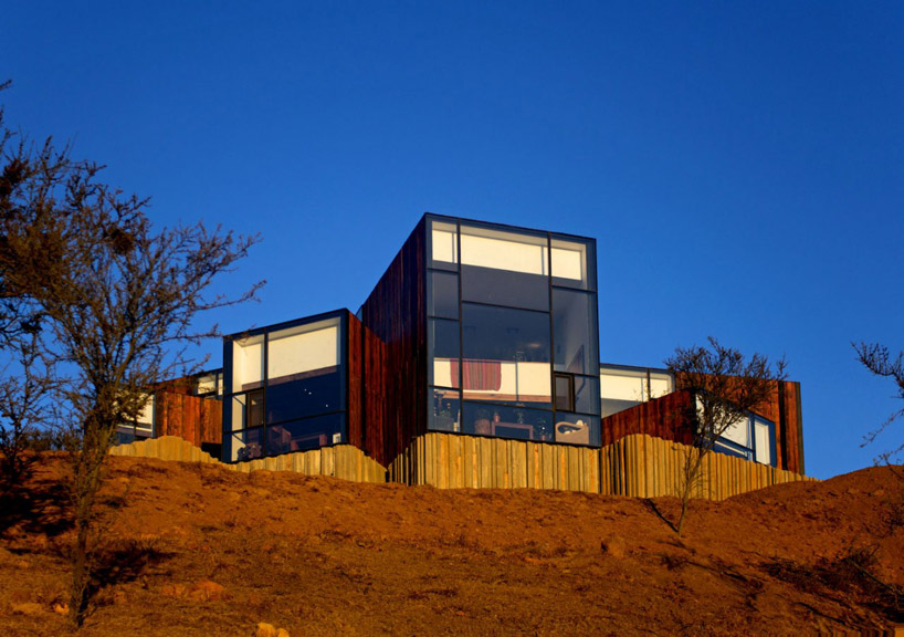 ricardo torrejon schellhorn: CGM house, limache