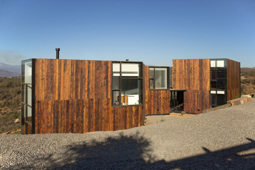 ricardo torrejon schellhorn: CGM house, limache