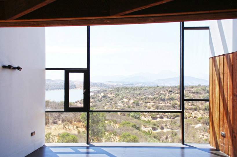 ricardo torrejon schellhorn: CGM house, limache