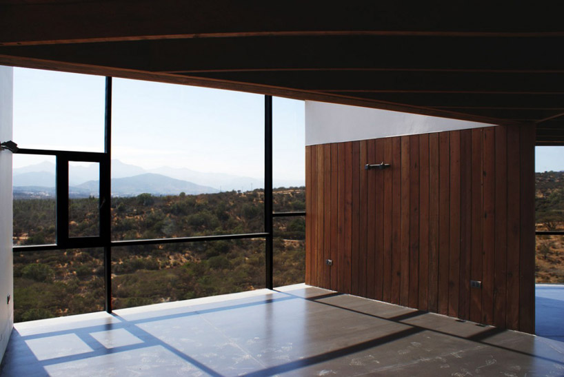 ricardo torrejon schellhorn: CGM house, limache