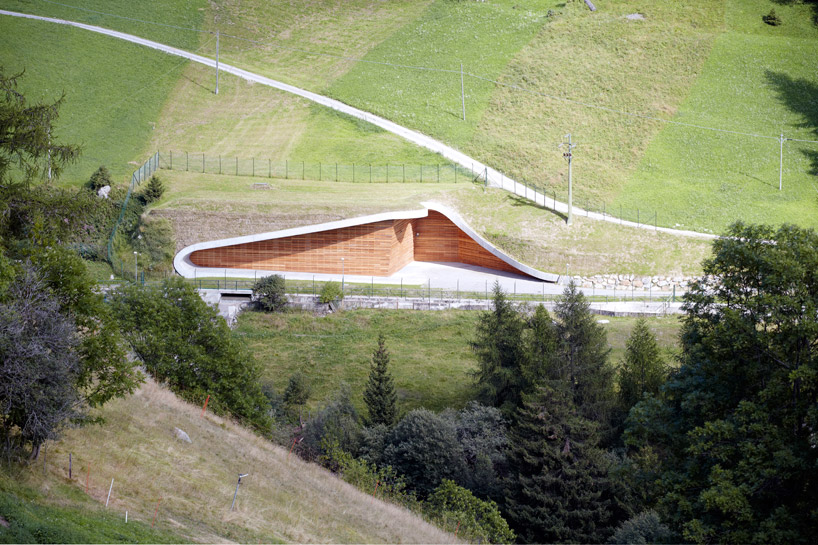 monovolume architecture: hydroelectric power plant punibach