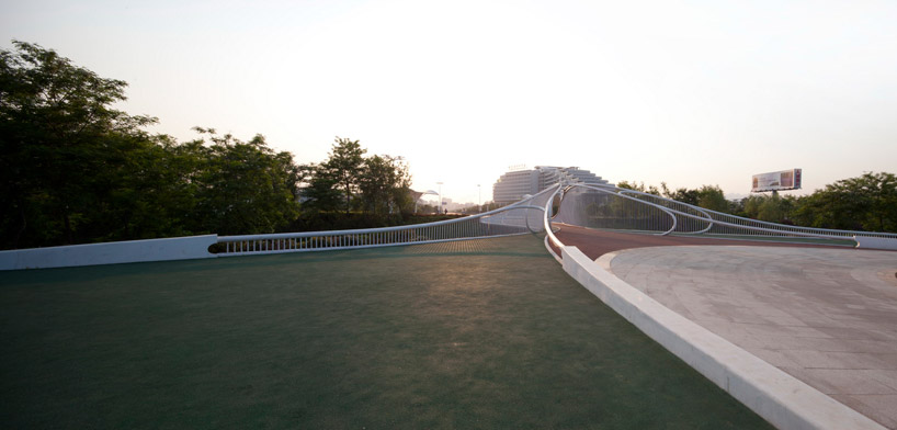 HHD_FUN: pedestrian bridge in rizhao, china