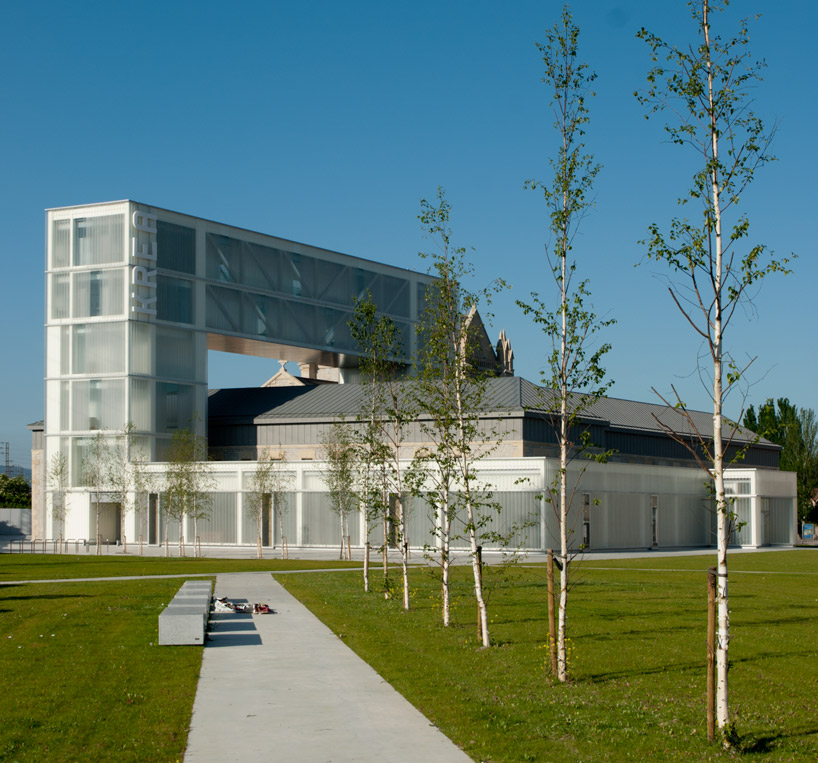 roberto ercilla: krea arts center