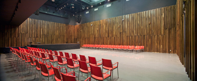 JSa + arquitectura 911sc: spanish cultural center