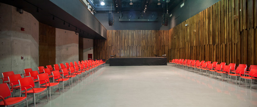 JSa + arquitectura 911sc: spanish cultural center