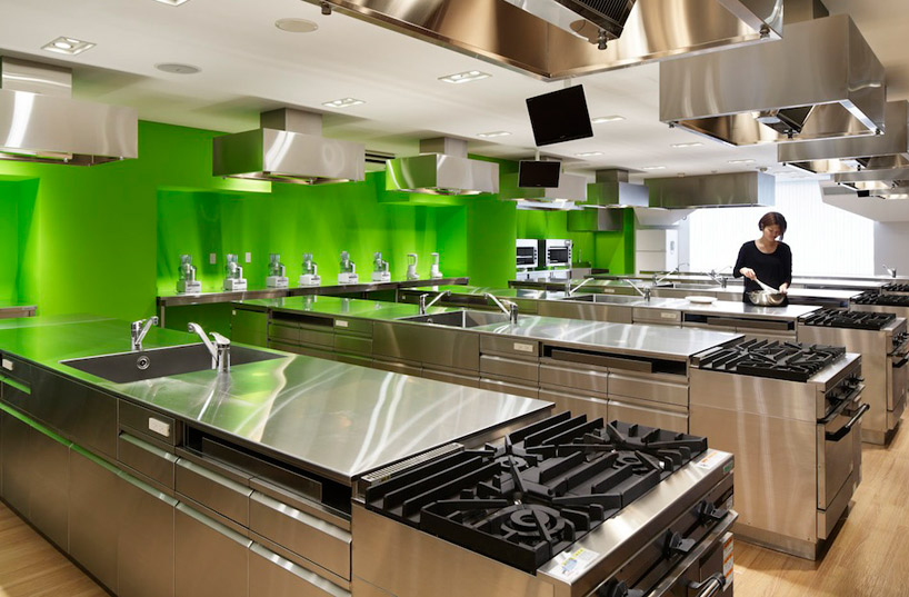 emmanuelle moureaux: technical chef college utsunomiya