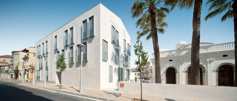 batlle i roig arquitectes: can bisa social housing