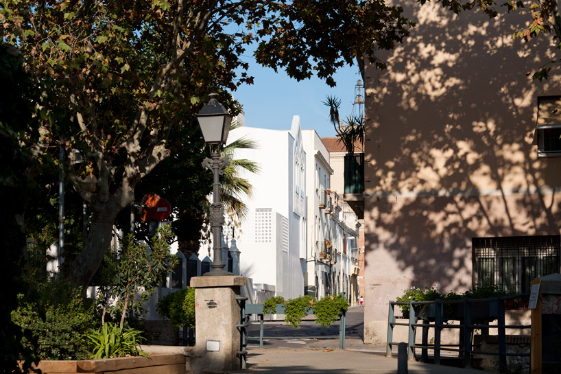 batlle i roig arquitectes: can bisa social housing