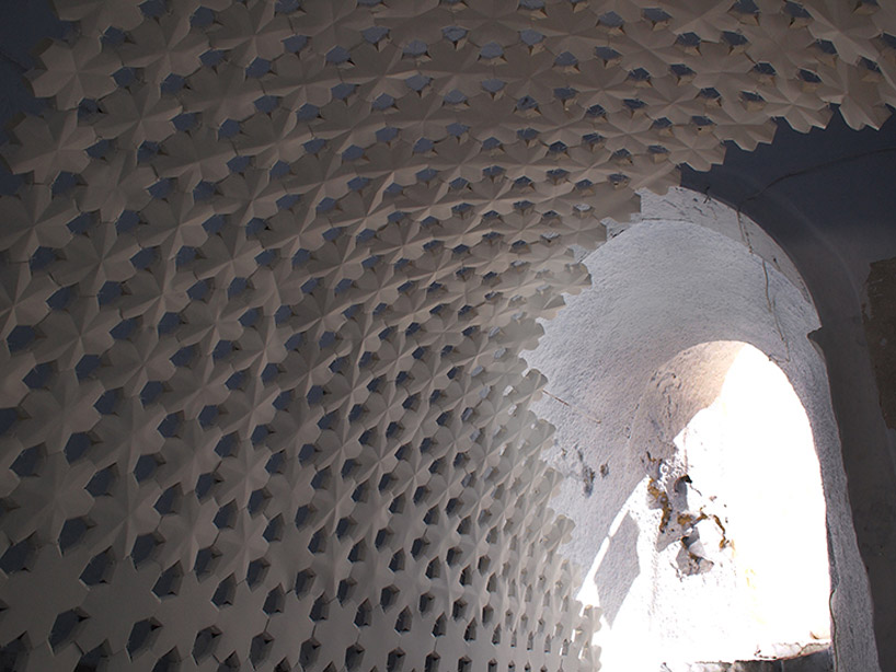 24 degrees studio: daphne installation