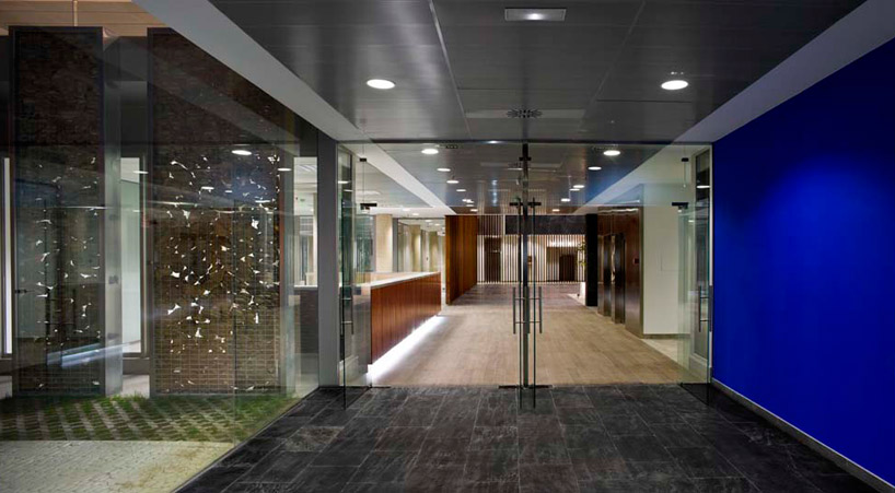 voluar arquitectura: comisaria fuencarral