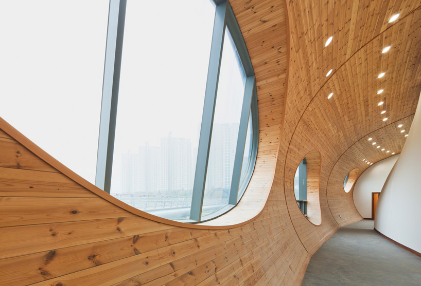 urban playground + yagatoo architects: heterojunctional barrier pavilion