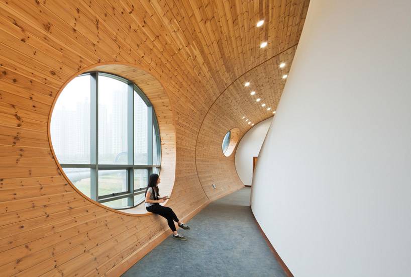 urban playground + yagatoo architects: heterojunctional barrier pavilion
