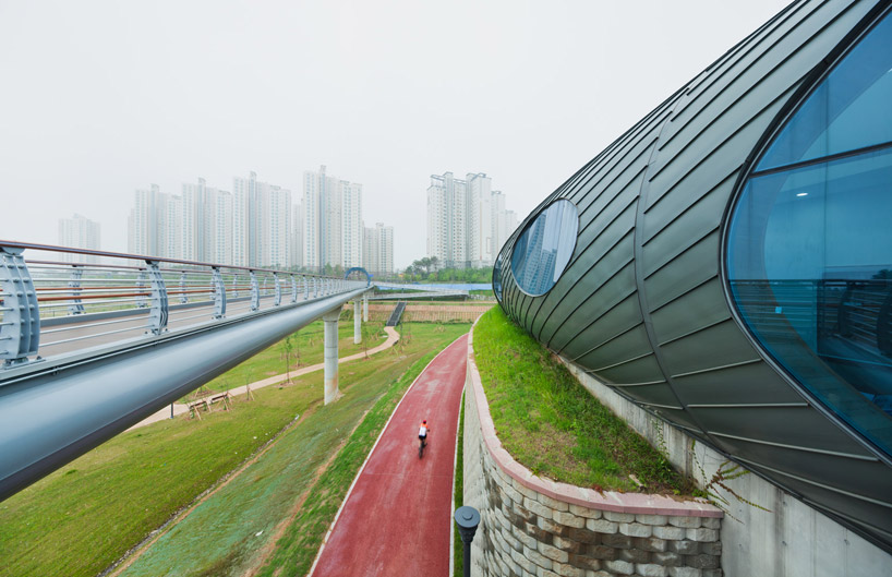 urban playground + yagatoo architects: heterojunctional barrier pavilion