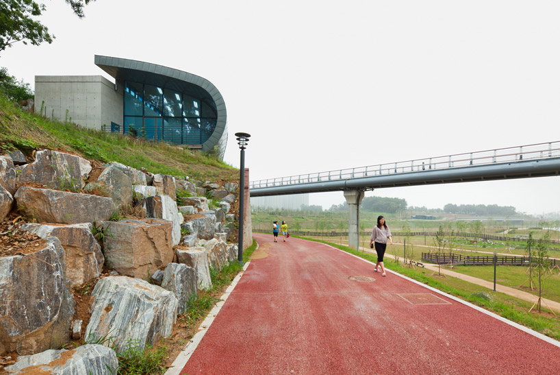 urban playground + yagatoo architects: heterojunctional barrier pavilion