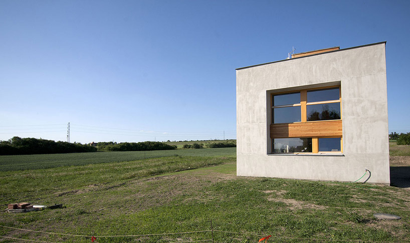 skutek architecture: melnik family house