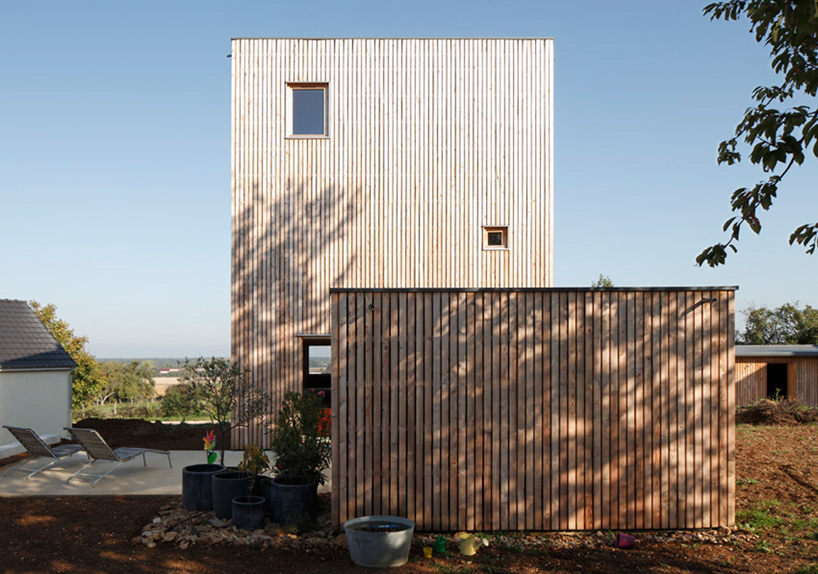 bernard quirot architecte & associes: sampans house