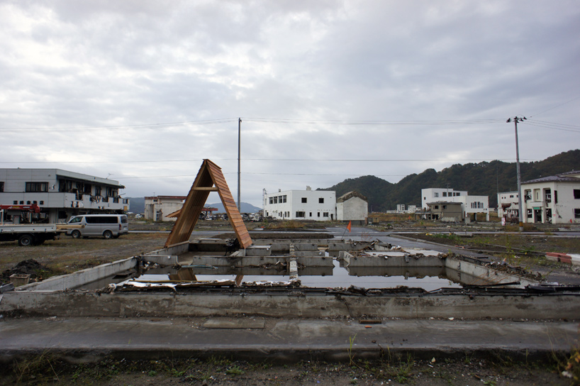 koji kakiuchi: gassho